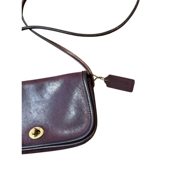 Vintage Coach USA Leather Crossbody Bag Brown Turnlock Flap Purse - Picture 2 of 10